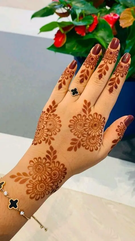 back hand mehndi design arabic easy