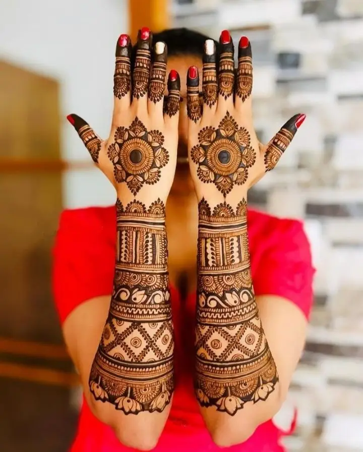 back hand mehndi design bridal