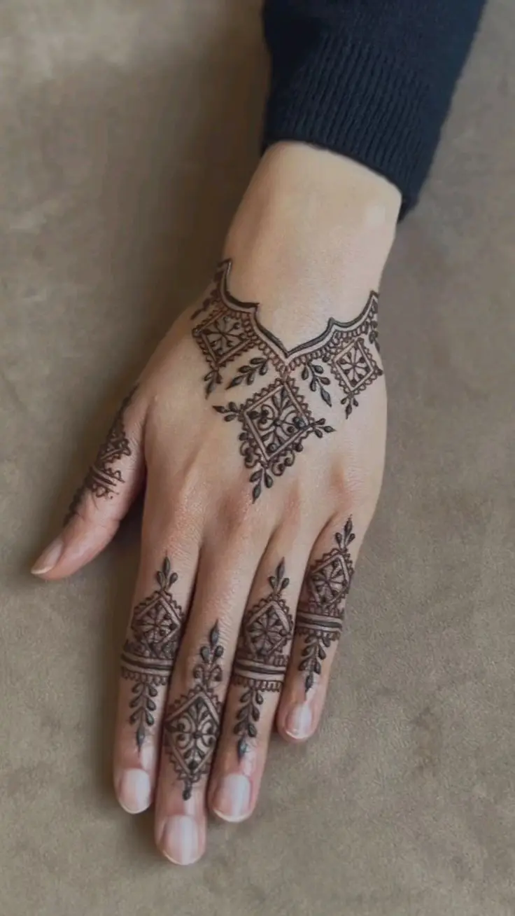 back hand mehndi design chain wali