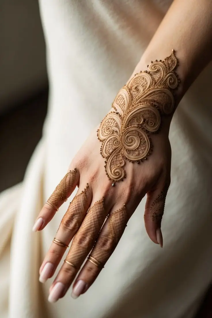 simple back hand mehndi design