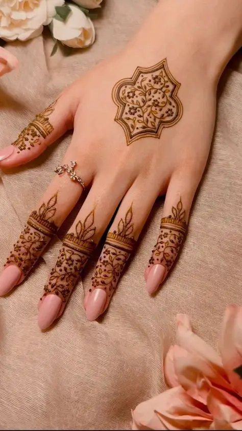 stylish back hand mehndi design bharwa
