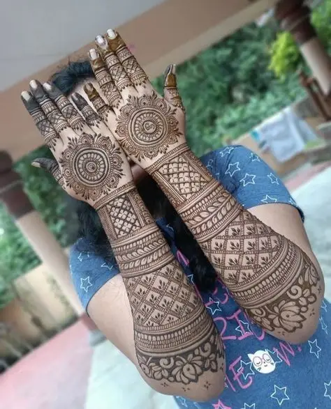 back hand mehndi design easy and simple