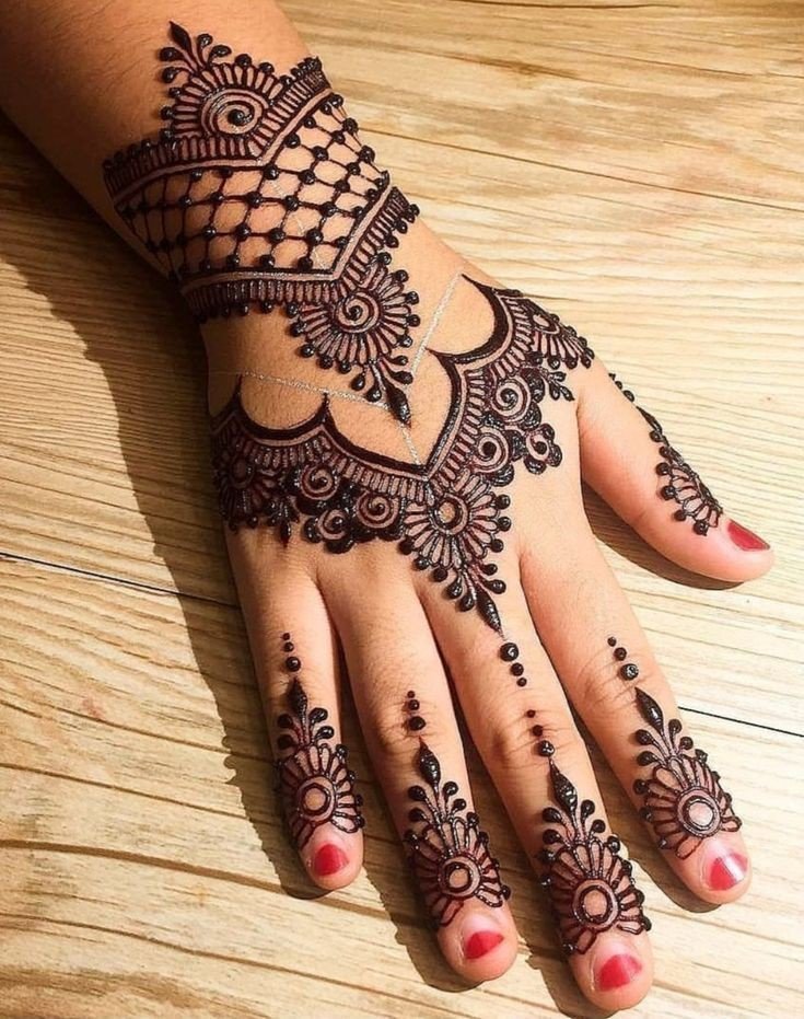 beginner simple mehndi designs for kids back hand