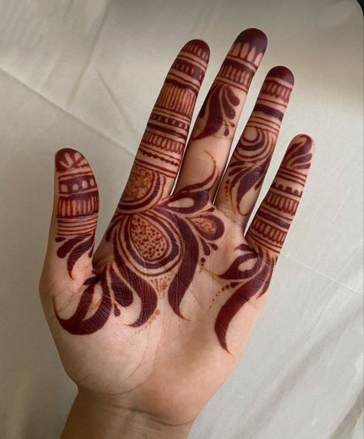 bridal royal front hand mehndi design