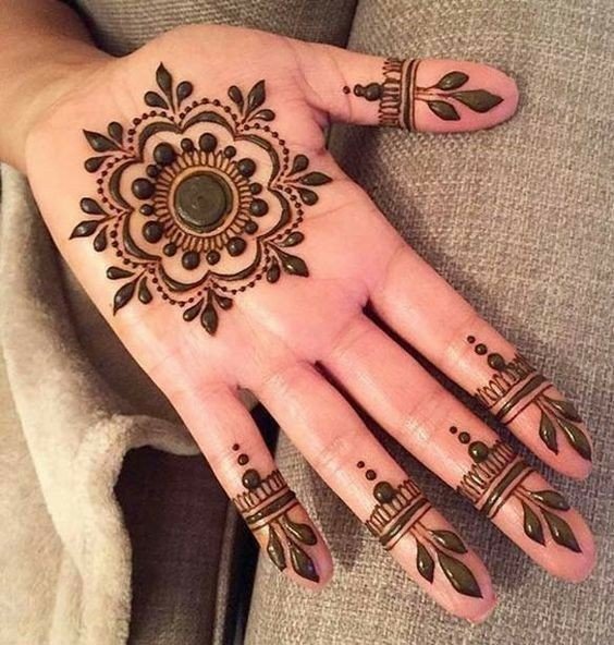check mehndi design simple front hand