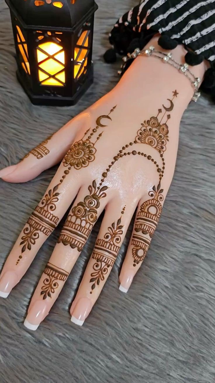 cute mehndi designs for kids front hand
