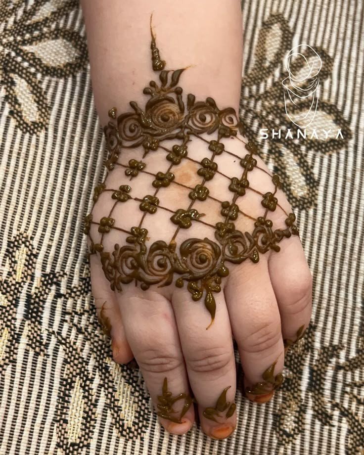 cute mehndi designs for kids simple and beautiful front hand