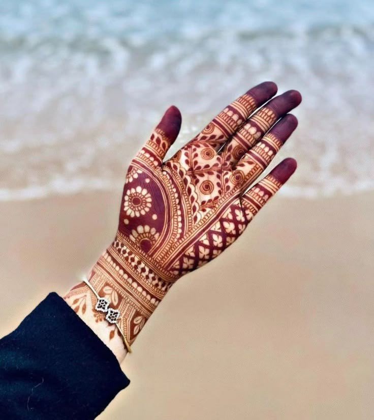 easy front hand simple mehndi design back side