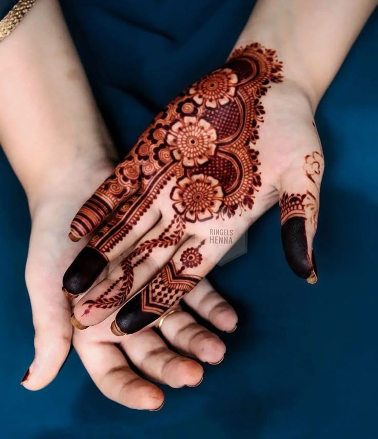 easy mehndi design front hand simple and beautiful