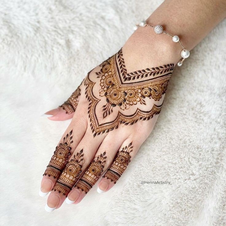 easy simple mehndi designs for kids front hand