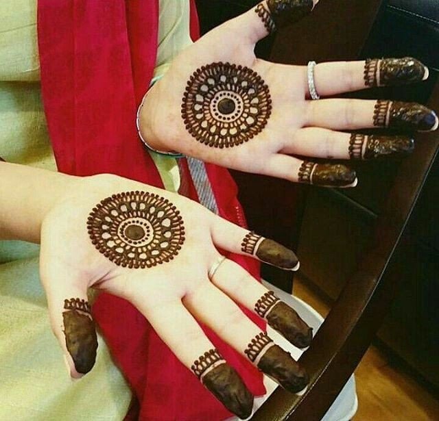 easy simple mehndi designs for kids front hand