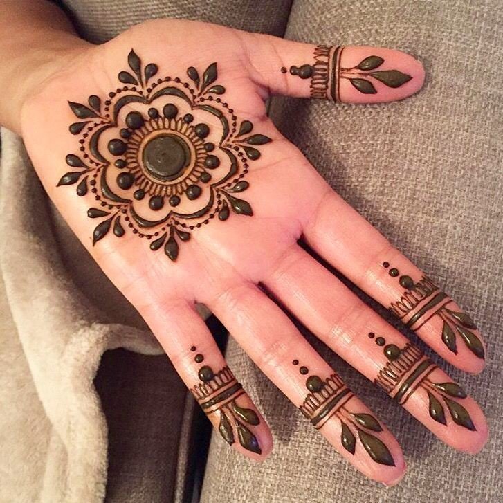 front hand simple mehndi design beautiful