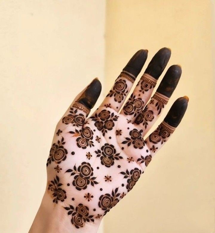front hand simple mehndi design bel