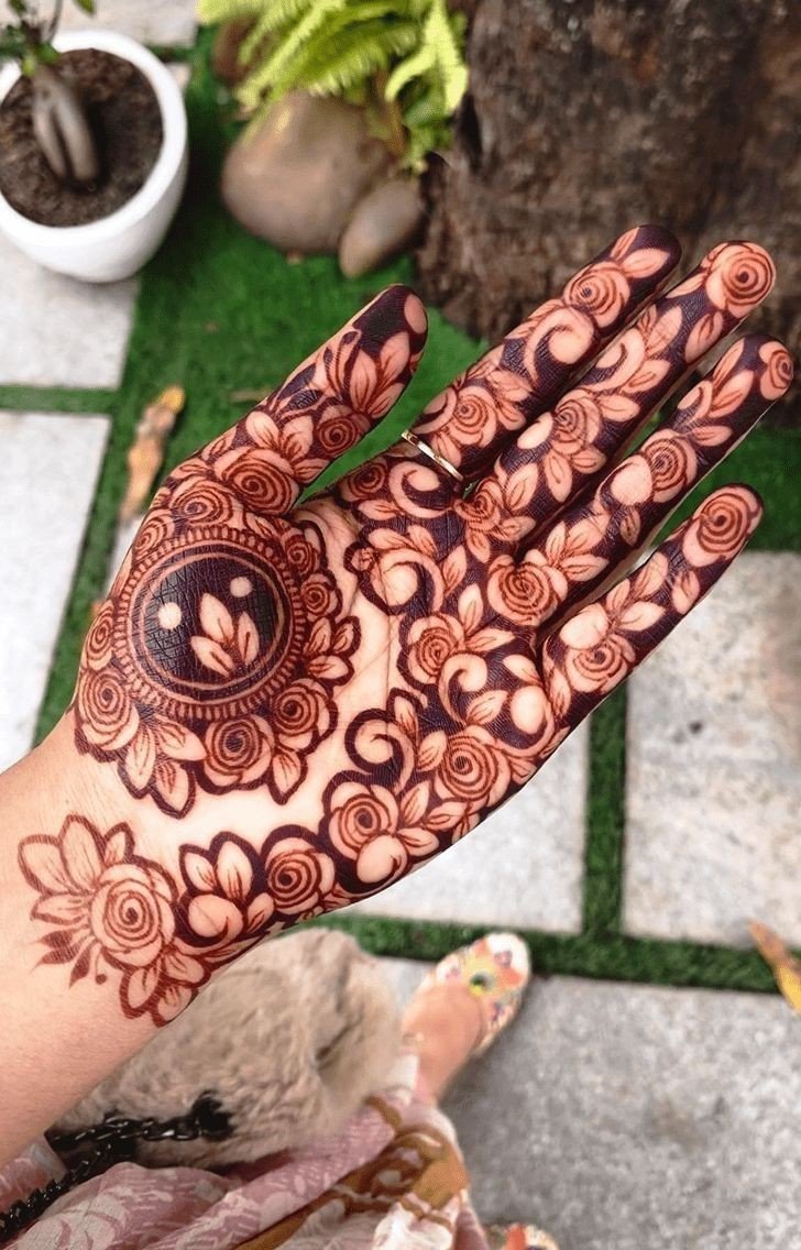 front hand simple mehndi design circle easy and beautiful