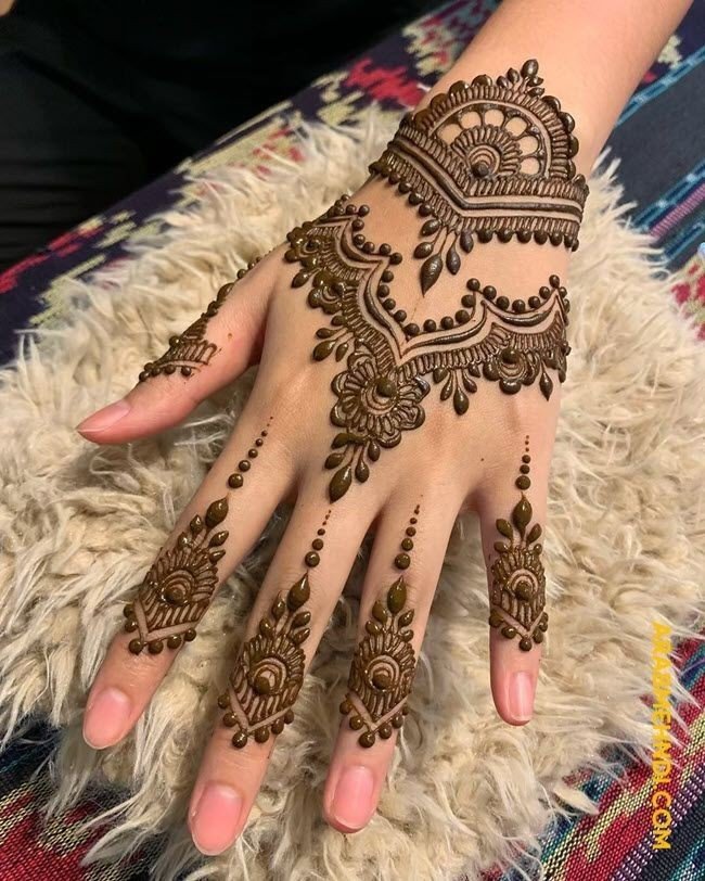 girl cute easy mehndi designs for kids front hand