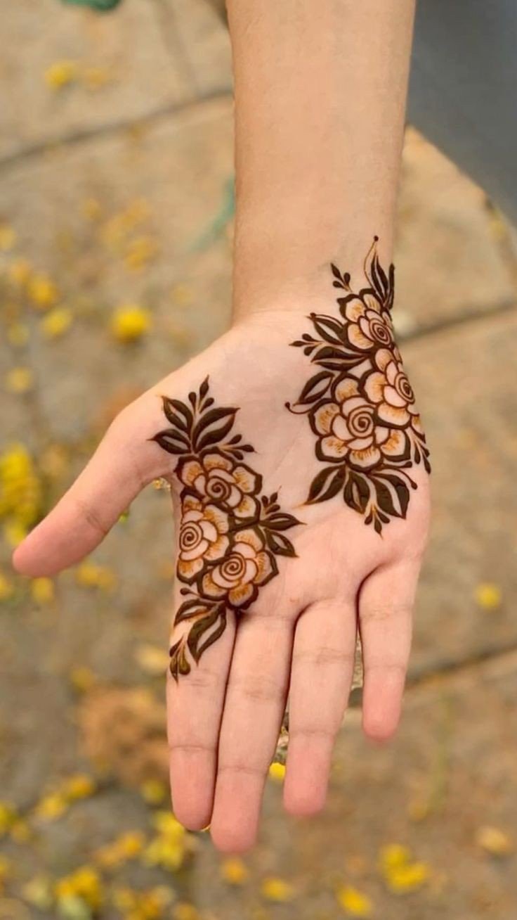 karwa chauth mehndi design simple front hand