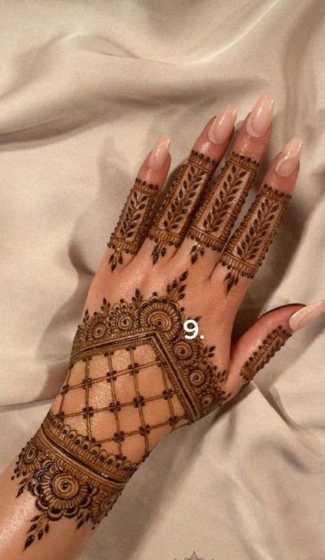 left hand simple mehndi design easy and beautiful
