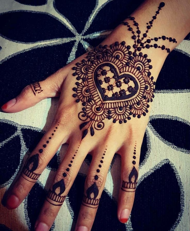 mehndi designs for kids back hand simple