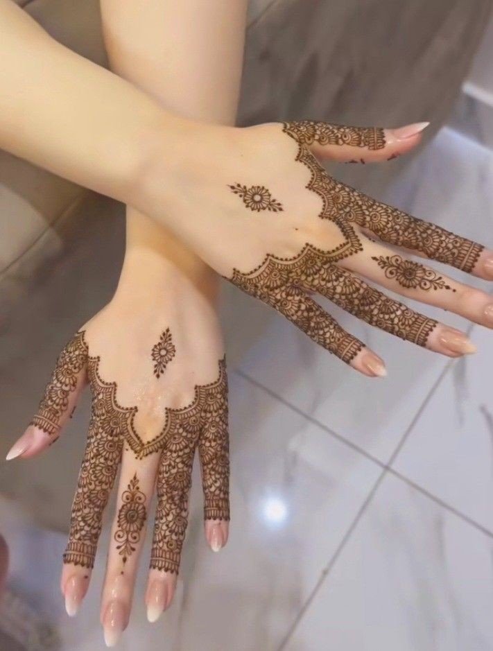 new mehndi design photo girl simple and beautiful