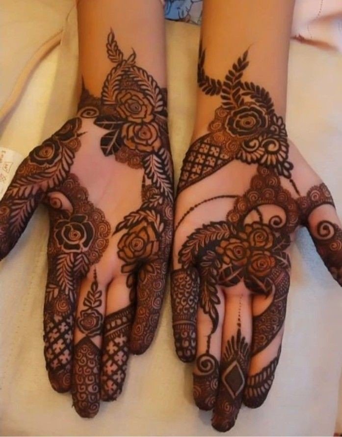 royal front hand mehndi design arabic simple