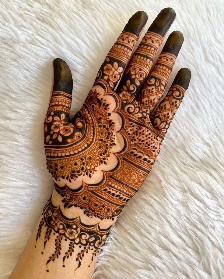 royal front hand mehndi design back
