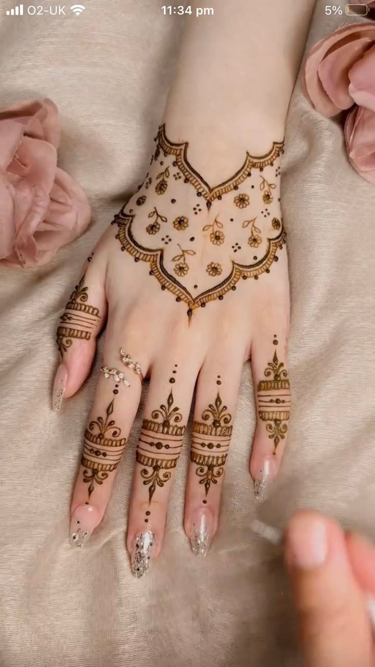 simple mehndi design children