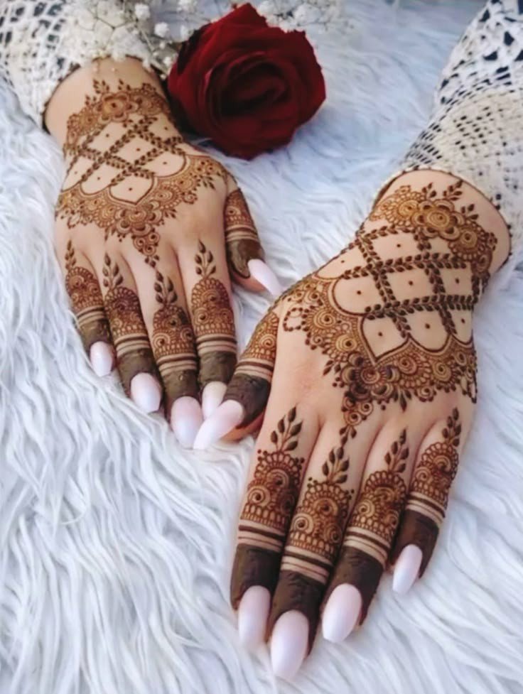 simple mehndi design drawing