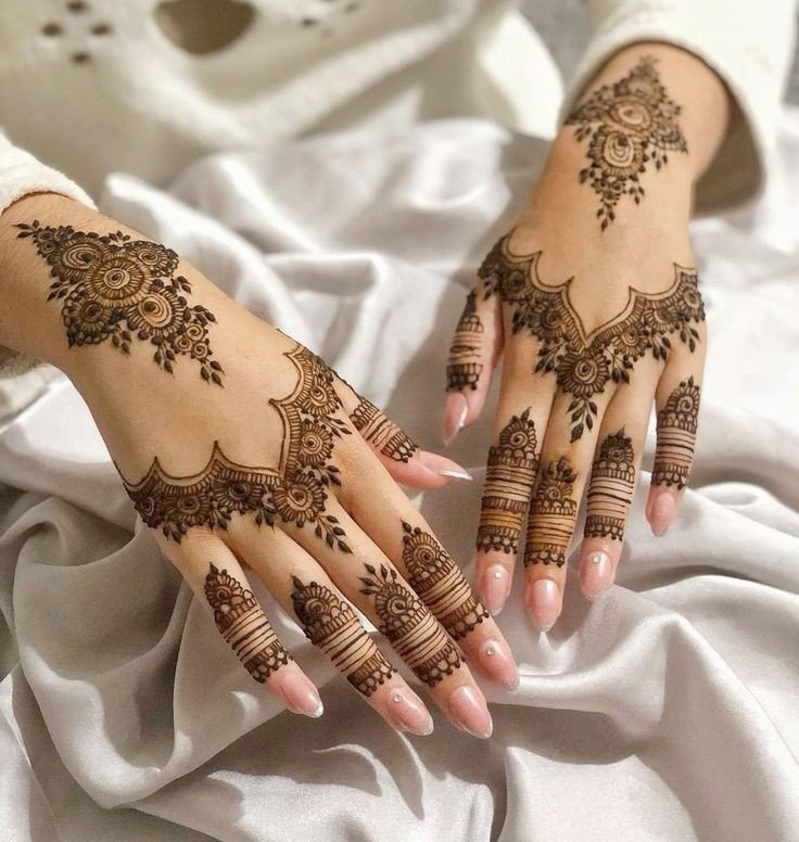 simple mehndi design easy back hand