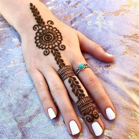 simple mehndi design for kids drawing