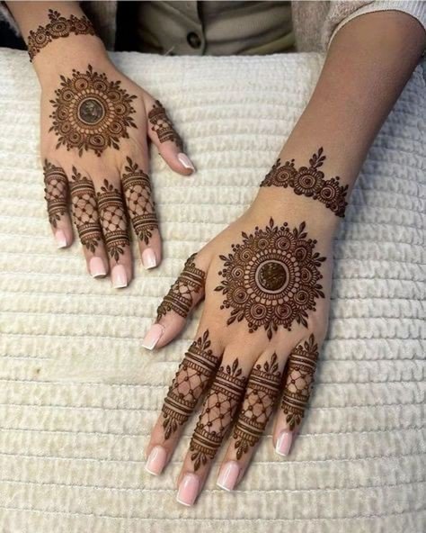 simple mehndi design for palm children