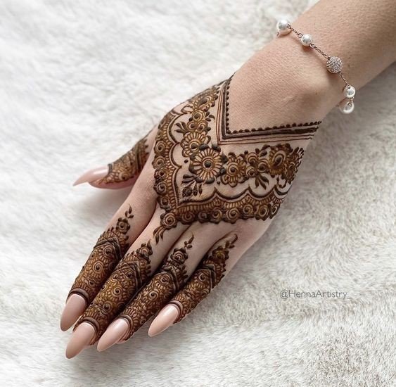 simple mehndi design front hand stylish front hand