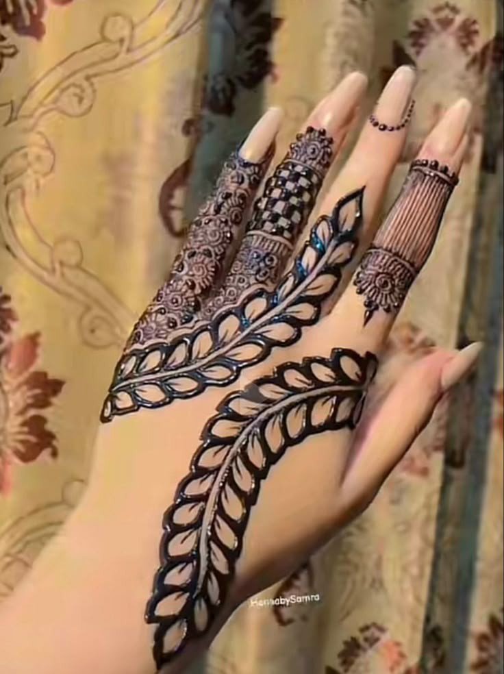 simple mehndi design images arabic