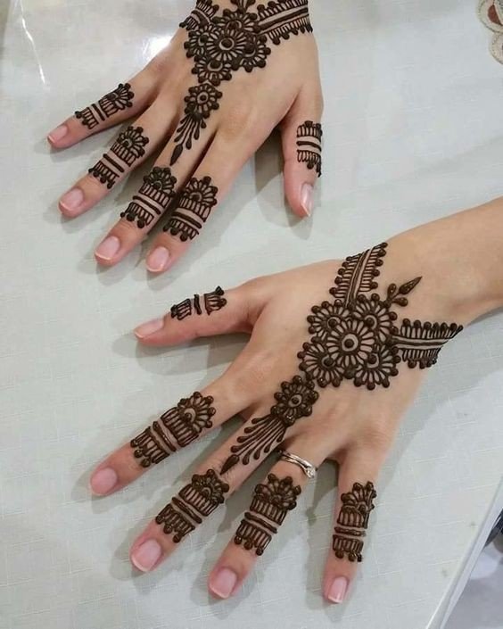 simple mehndi designs for kids front hand full hand