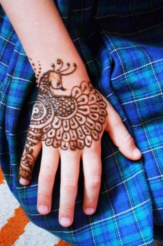 simple mehndi designs for kids to do