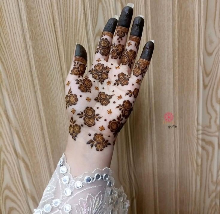 small arabic front hand mehndi design